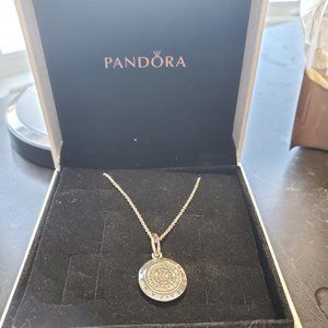 Pandora silver medallion pendant and chain